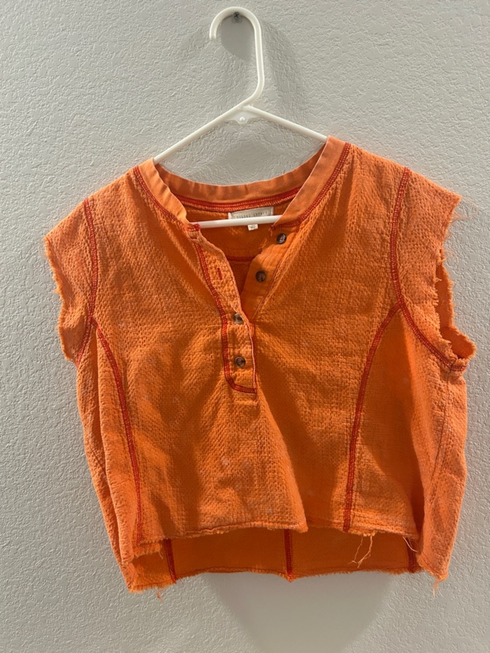 Orange Textured Henley Cropped Top Size Large 100% Cotton